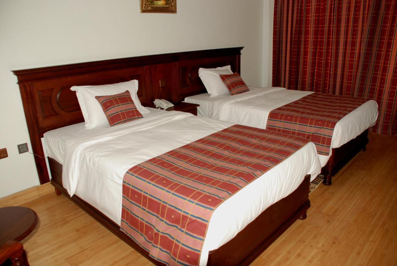 Eagle Palace Hotel Nakuru Exteriör bild