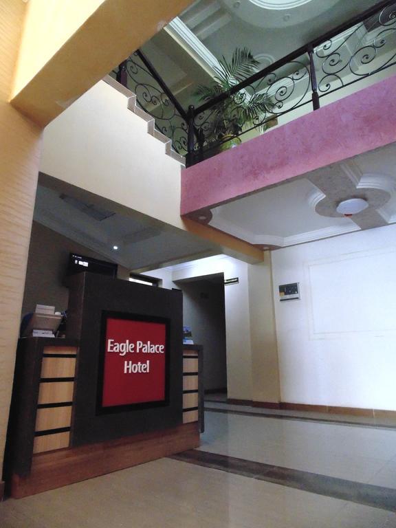 Eagle Palace Hotel Nakuru Exteriör bild