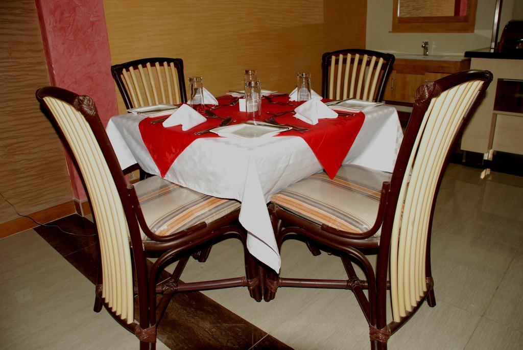 Eagle Palace Hotel Nakuru Exteriör bild