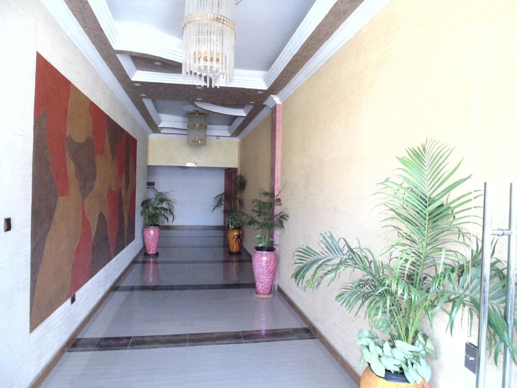 Eagle Palace Hotel Nakuru Exteriör bild